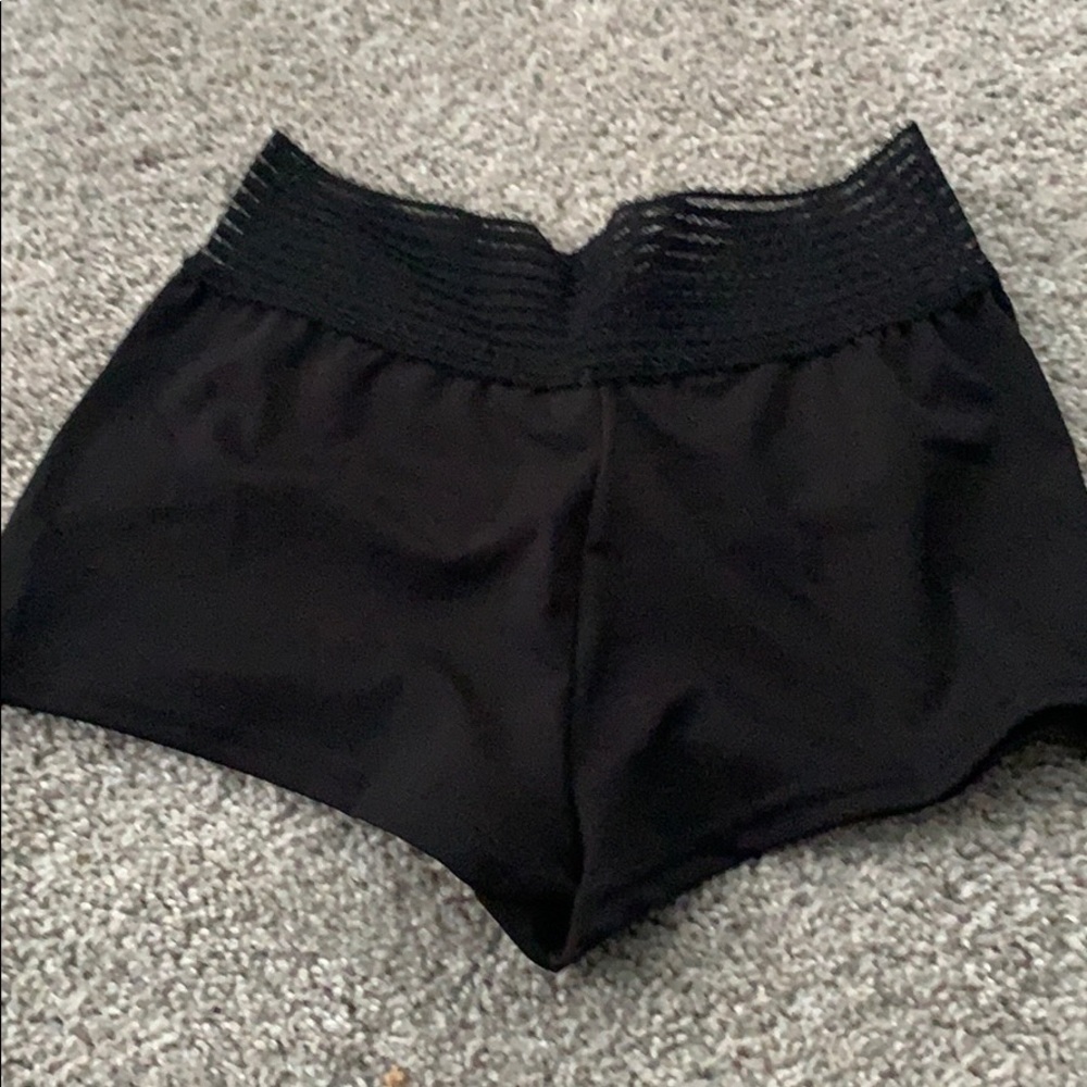 Black ruched butt shorts